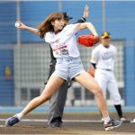 稲村亜美　始球式　2016